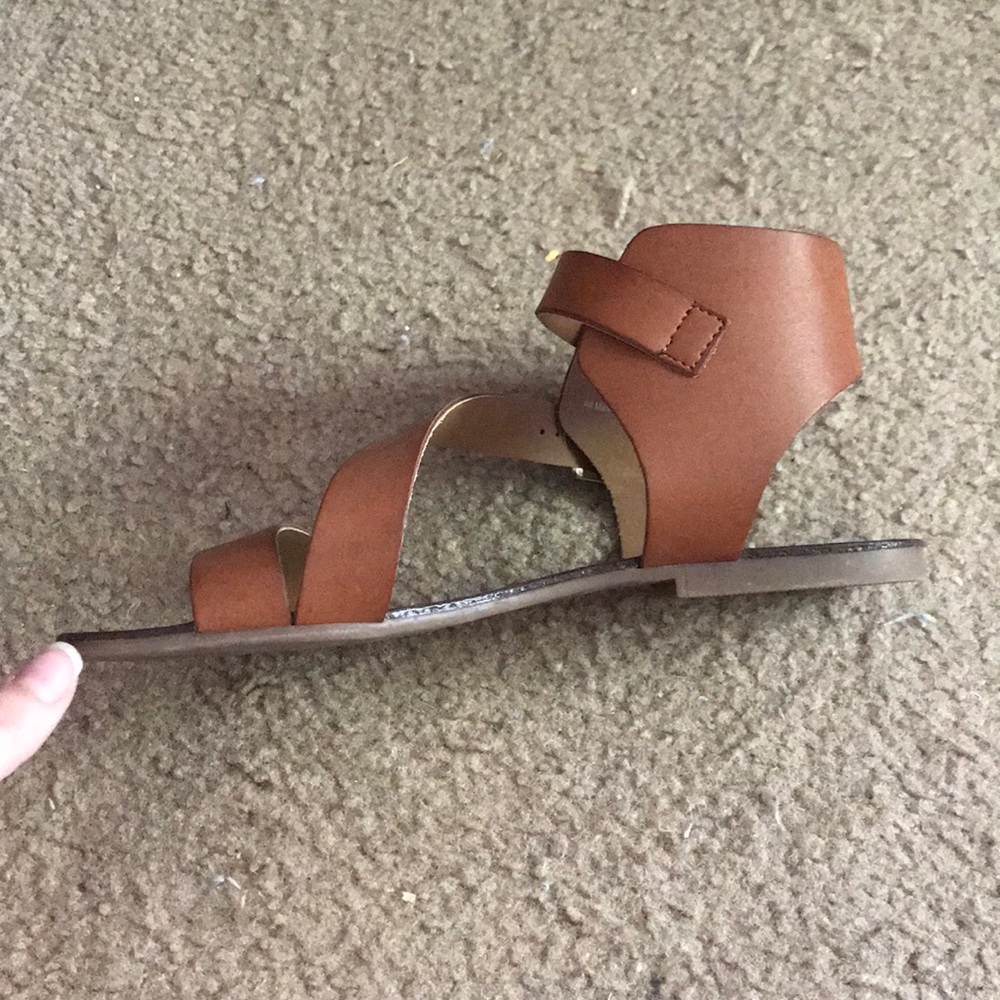 Brown strappy sandals - Picture 3 of 4